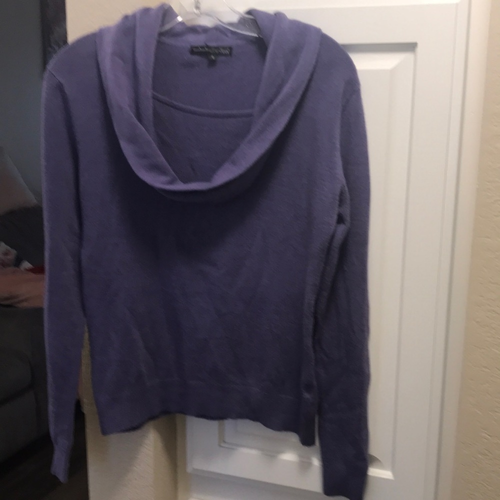 4 for $10 💗💗 Pierri New York lavender cowl neck sweater